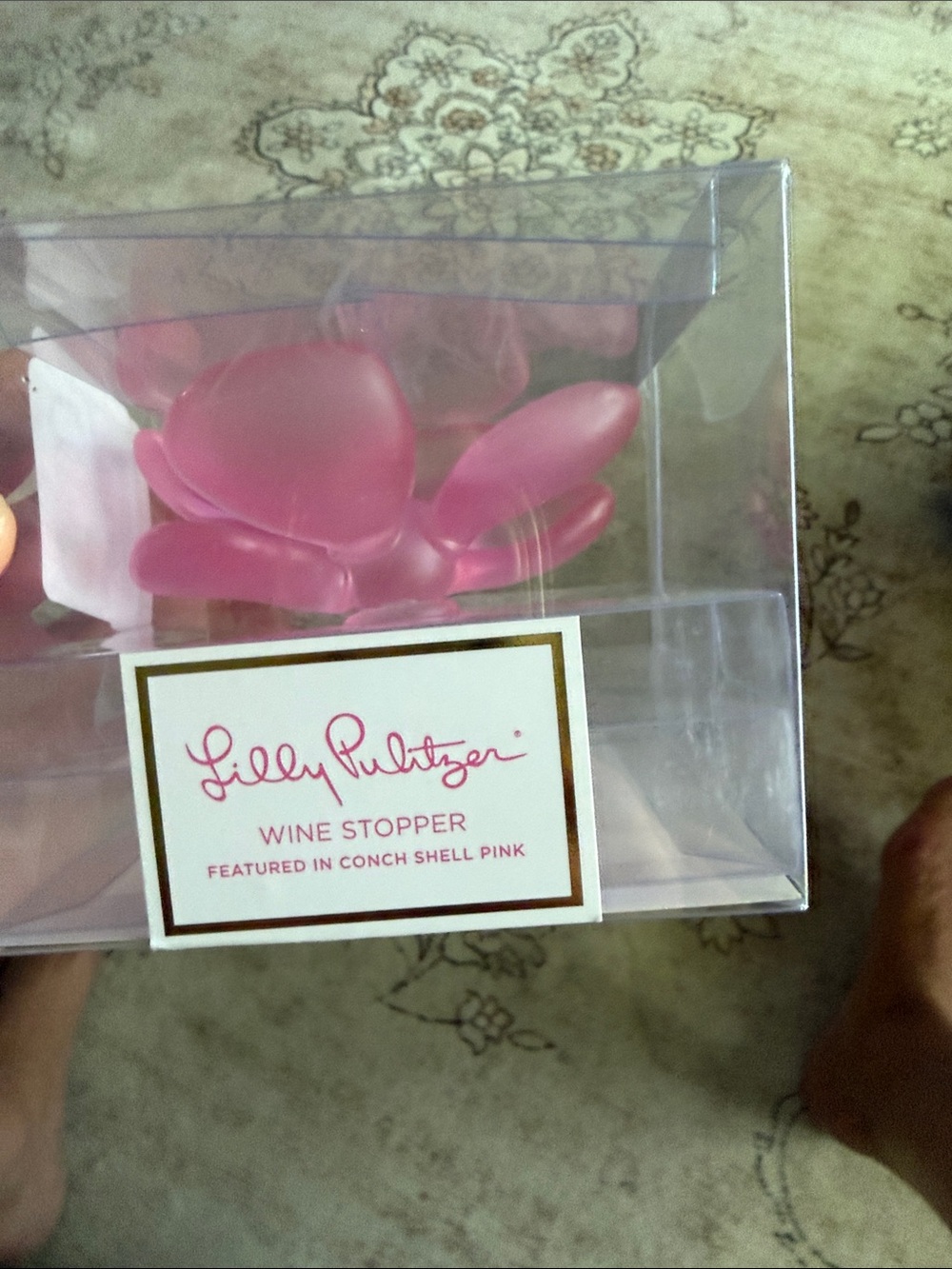 Lilly Pulitzer Pink Conch Shell Wine Stopper - Frosted Pink